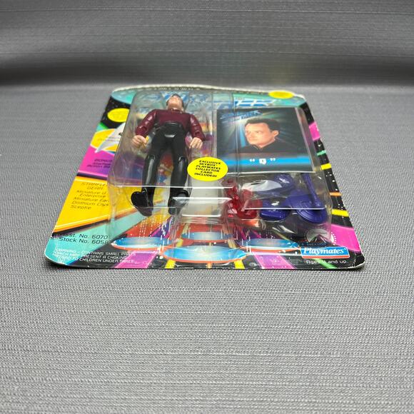 Playmates 1993 Star Trek The Next Generation Q Action Figure - Picture 5 of 7